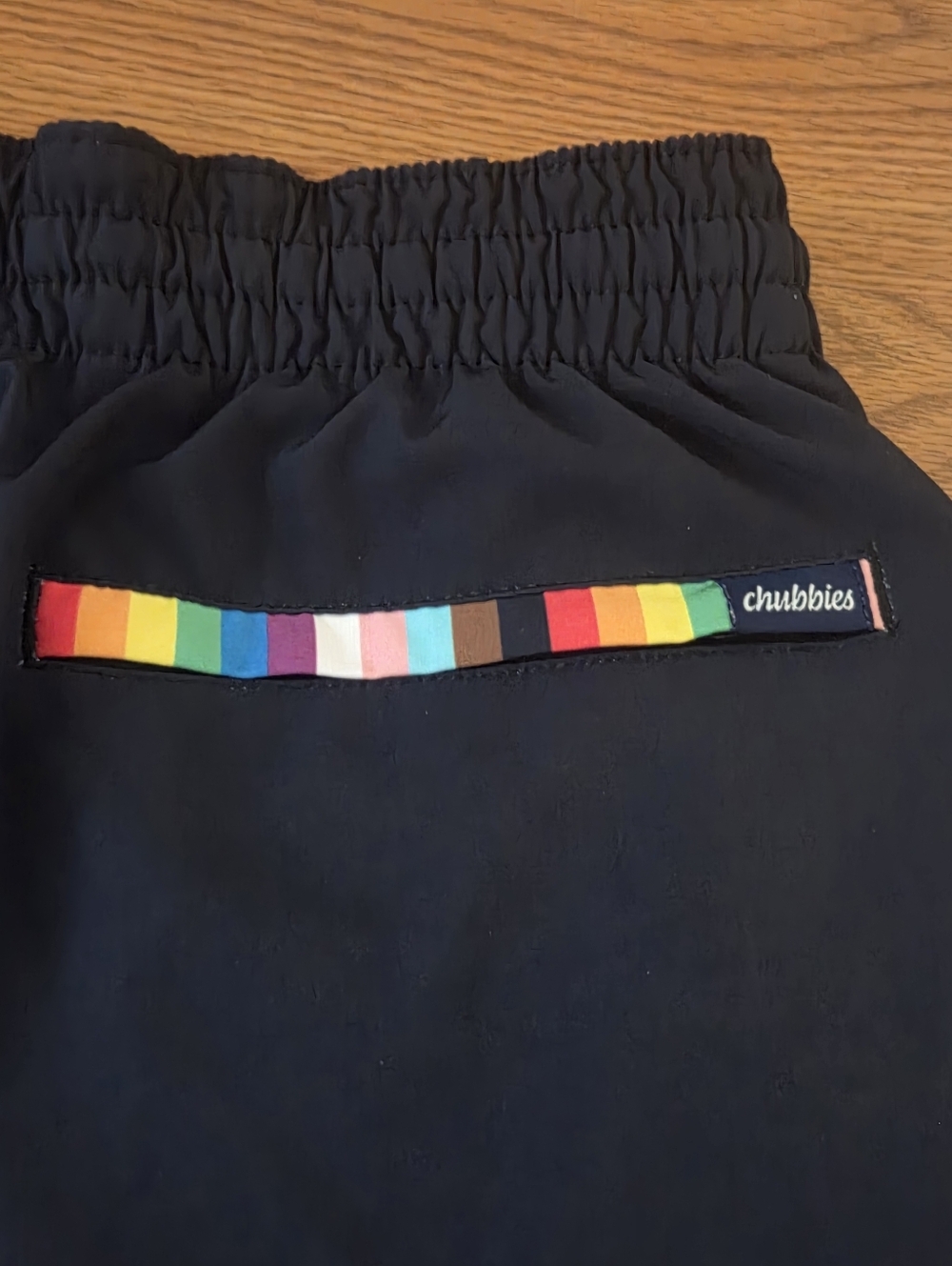Chubbies Lined Swim Trunks Midnight Black Rainbow Stipes Men's Large Inseam 5.5" - Picture 9 of 9